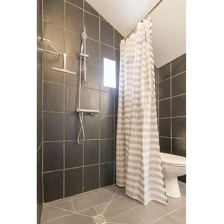 Casa rural Longère Bretonne Rénovée Avec Parking Et Wifi - Fr-1-306-841 *